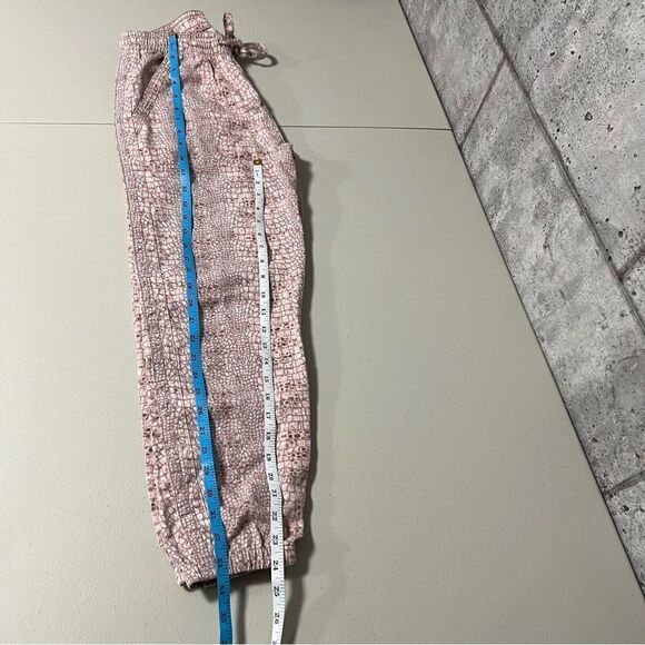 Anthropologie Orana Printed Reptile Lyocell Joggers - Picture 12 of 12